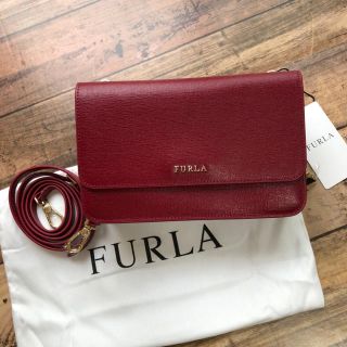 フルラ(Furla)の新品 新作 RIVA 財布 ショルダーウォレット ポーチ  ラウンド 多機能(財布)