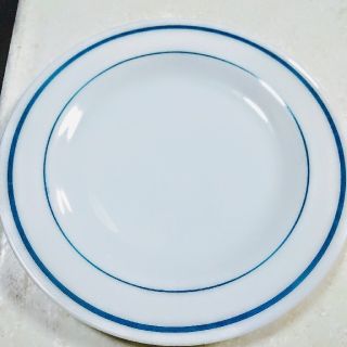 パイレックス(Pyrex)のオールドパイレックス　ブルーライン　超レア　大皿　23cm 未使用品　ラスト4点(食器)