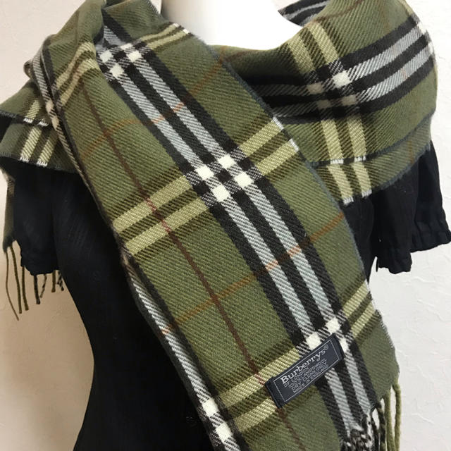 BURBERRY(バーバリー)のBurberrys☆LAMBSWOOL100％マフラー レディースのファッション小物(マフラー/ショール)の商品写真