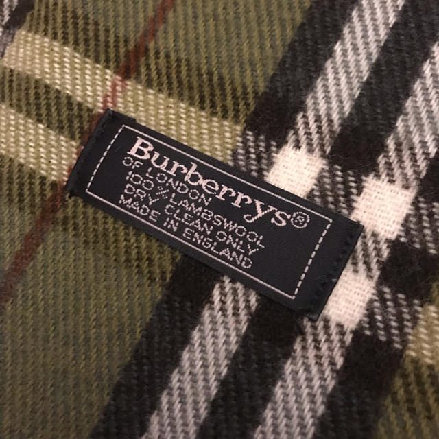 BURBERRY(バーバリー)のBurberrys☆LAMBSWOOL100％マフラー レディースのファッション小物(マフラー/ショール)の商品写真