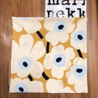 マリメッコ(marimekko)のマリメッコ クッションカバー ウニッコベージュ(クッションカバー)