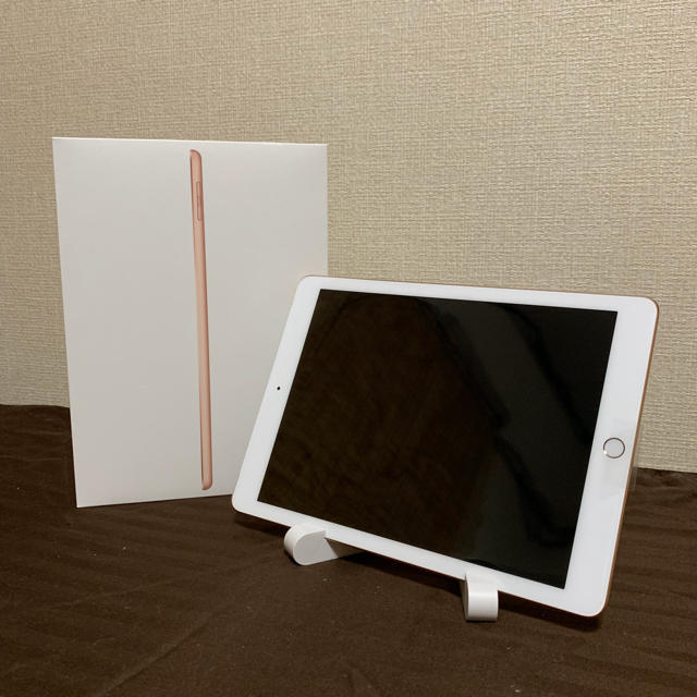 【新品】最新2018年モデル  iPad 32GB セルラーモデル　ロック解除済スマホ/家電/カメラ