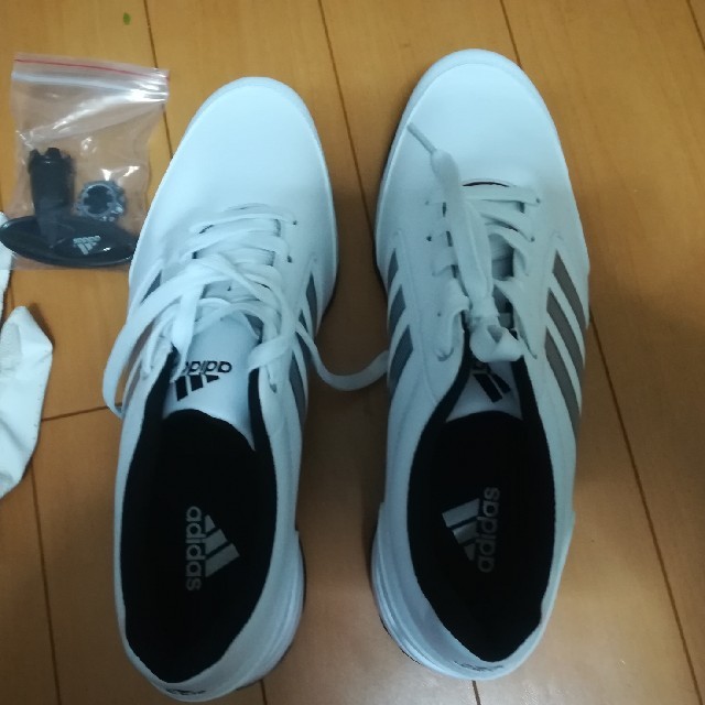 adidas(アディダス)の 27㎝
adidas ゴルフ シューズ メンズ PURE360 Lite 

 スポーツ/アウトドアのゴルフ(シューズ)の商品写真