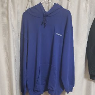 バレンシアガ(Balenciaga)のパーカー　未使用品(パーカー)