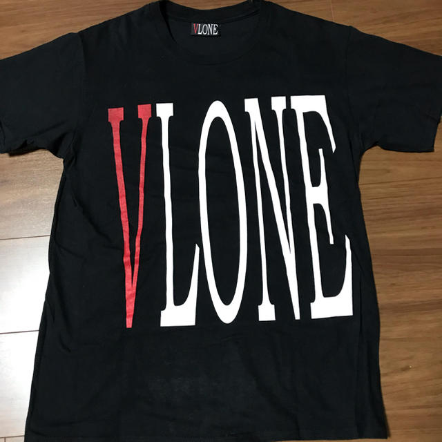Supreme(シュプリーム)のヴィローン Tシャツ M 週末限定値下げ メンズのトップス(Tシャツ/カットソー(半袖/袖なし))の商品写真