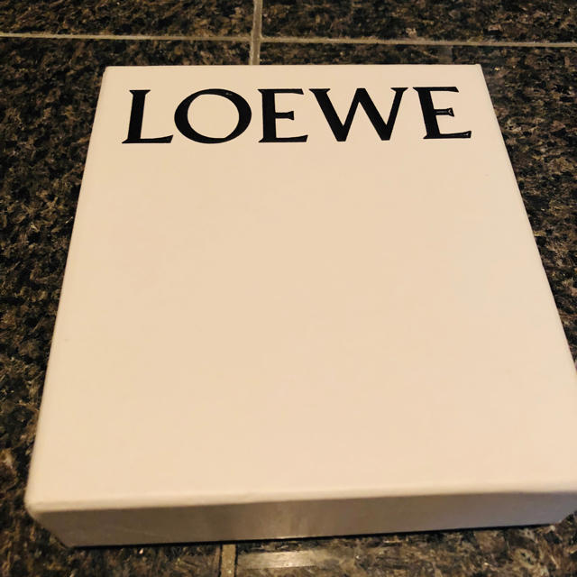 LOEWE(ロエベ)のロエベ LOEWE コインケース メンズのファッション小物(コインケース/小銭入れ)の商品写真