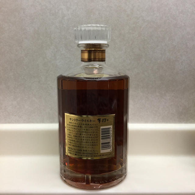サントリー 空瓶の通販 by maru maru shop｜サントリーならラクマ - 響17年 43度 700ml 好評低価