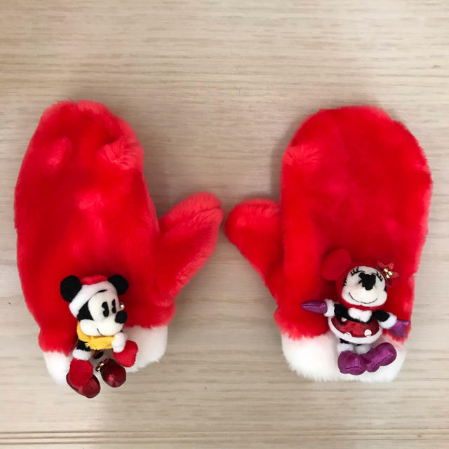 Disney(ディズニー)のディズニーリゾート 子供用 ミトン クリスマス ミッキー ぬいぐるみ　手袋 キッズ/ベビー/マタニティのこども用ファッション小物(手袋)の商品写真