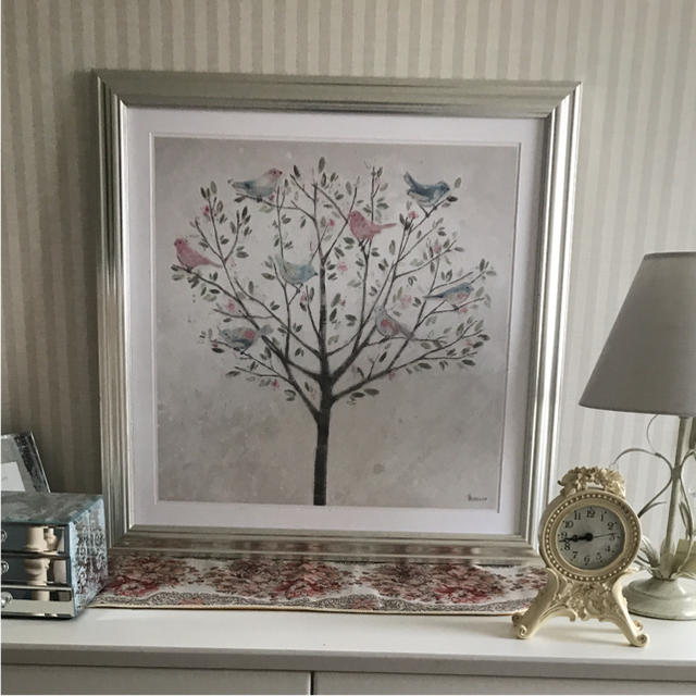 LAURA ASHLEY(ローラアシュレイ)の訳あり LAURA ASHLEY 絵 Lullaby Framed Print インテリア/住まい/日用品のインテリア小物(その他)の商品写真