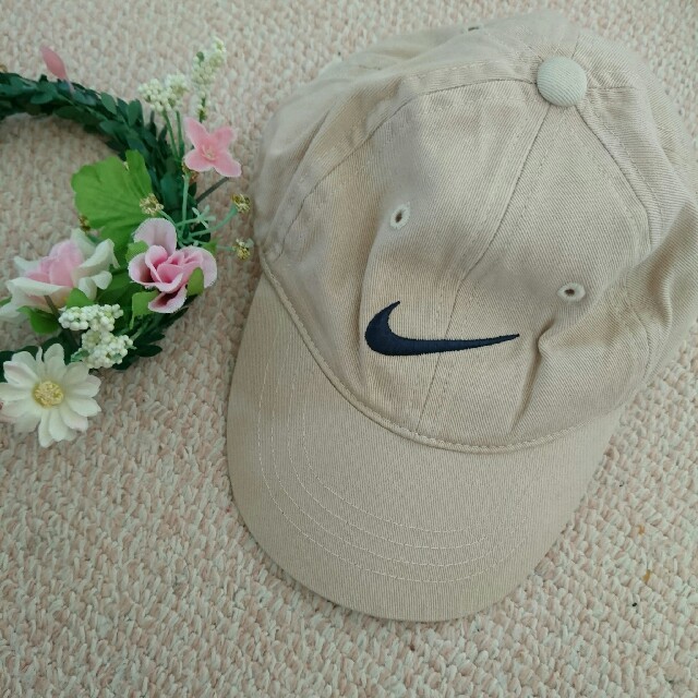 NIKE(ナイキ)のNike キャップ 48cm ベビー キッズ ナイキ キッズ/ベビー/マタニティのこども用ファッション小物(帽子)の商品写真