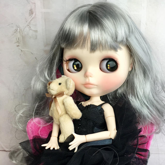 のらりおん様専用 カスタムドール 041 icy シルバー のらりおん様専用 カスタムドール 041 icy シルバー