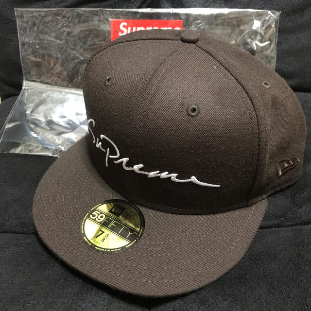 Supreme - 【新品】SUPREME Classic Script New Era Brownの通販 by ...