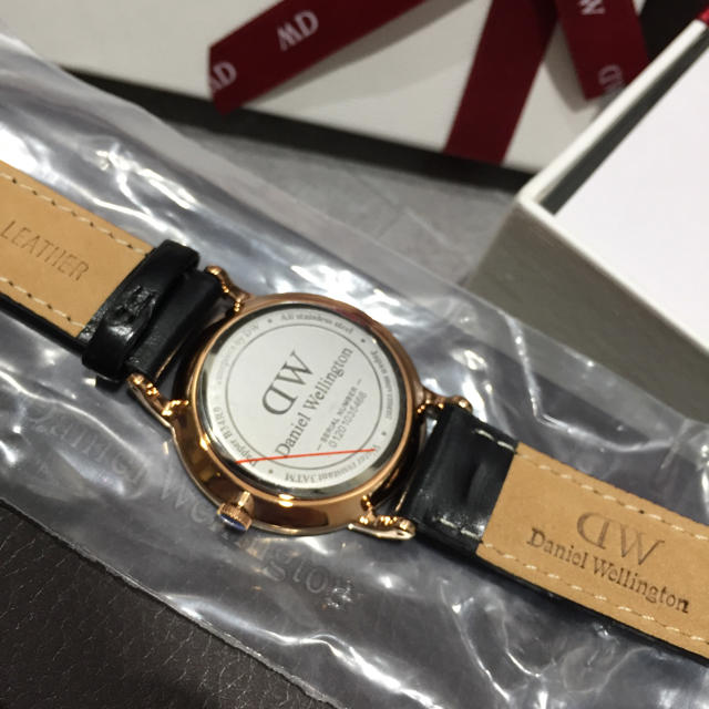 Daniel Wellington(ダニエルウェリントン)のダニエルウェリントン 腕時計 ブラック 34mm レディースのファッション小物(腕時計)の商品写真