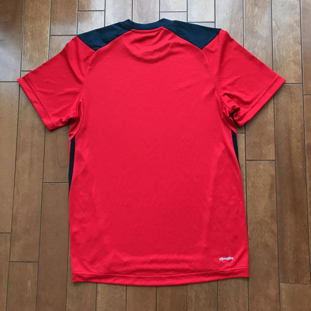 adidas(アディダス)の美品  サッカーTシャツ  adidas  climalite  スポーツ/アウトドアのランニング(ウェア)の商品写真