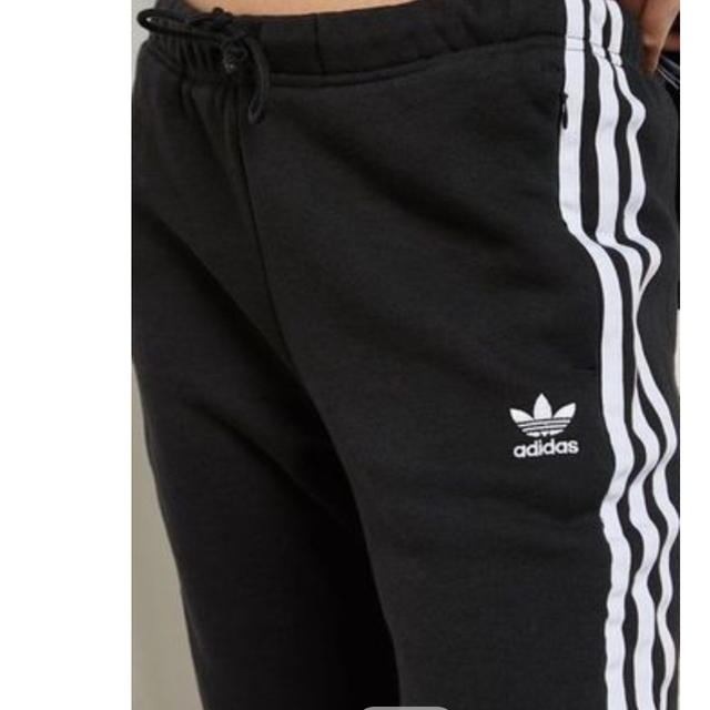 adidas(アディダス)のadidas originals トラックパンツ！Lサイズ新品未使用 メンズのパンツ(その他)の商品写真