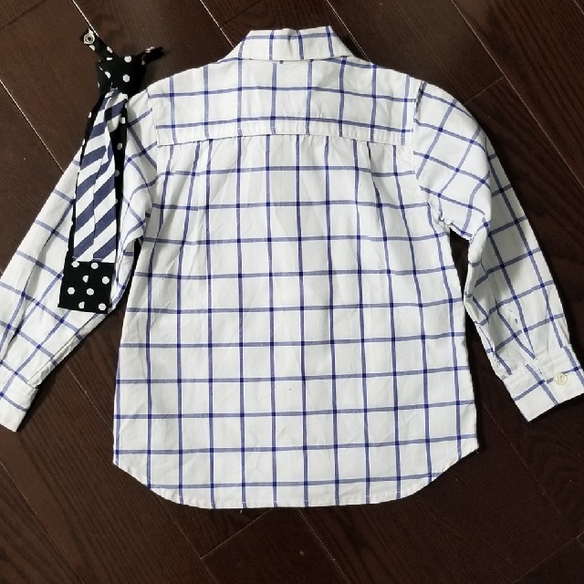 BLUE AZURネクタイ付きワイシャツ100センチ キッズ/ベビー/マタニティのキッズ服男の子用(90cm~)(ブラウス)の商品写真