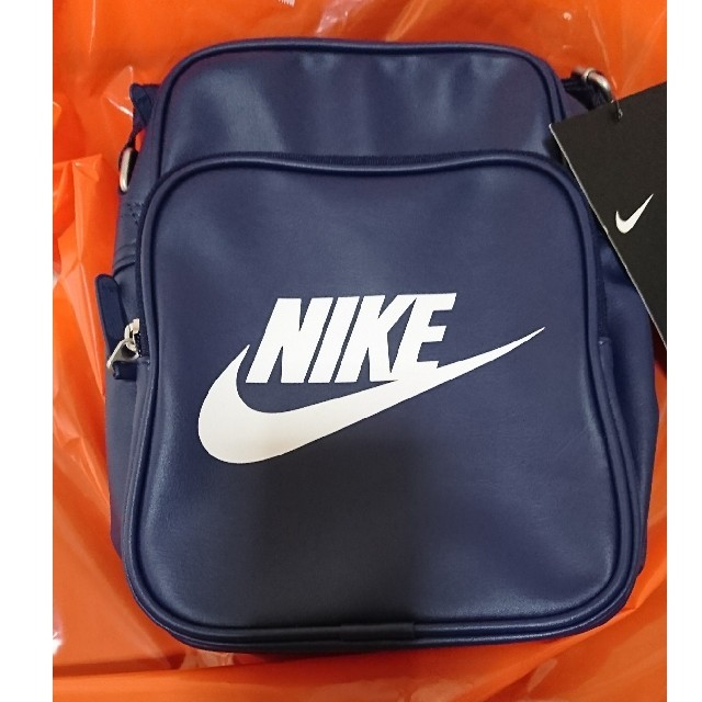 NIKE(ナイキ)のナイキショルダーバッグ メンズのバッグ(ショルダーバッグ)の商品写真