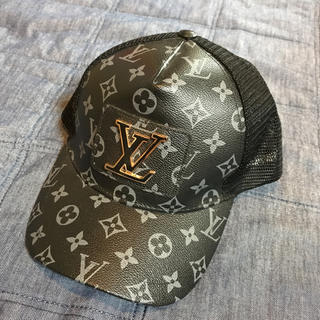 ルイヴィトン(LOUIS VUITTON)のLOUIS VUTTON キャップ(キャップ)