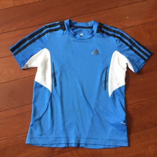 アディダス(adidas)のアディダス Tシャツ 130(Tシャツ/カットソー)