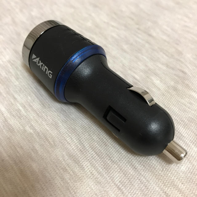 シガーソケット AXING USB2カ所 自動車/バイクの自動車(車内アクセサリ)の商品写真