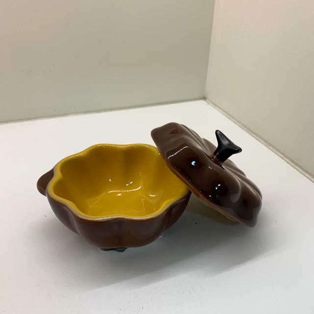 LE CREUSET(ルクルーゼ)のル・クルーゼ プチ・パンプキン インテリア/住まい/日用品のキッチン/食器(容器)の商品写真