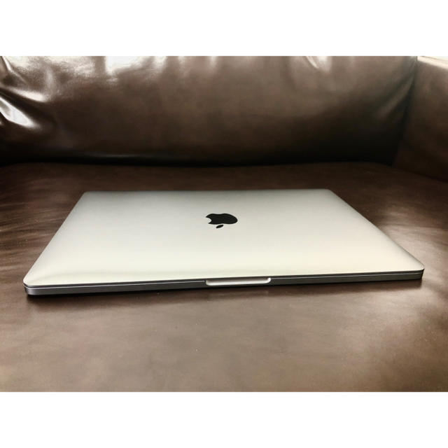 【ほぼ新品】Apple MacBook Pro (13-inch, 2017)
