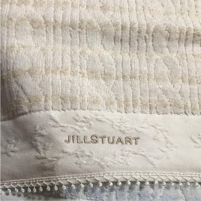 JILLSTUART(ジルスチュアート)のお値下げ‼️新品 ジルスチュアート タオルセット レディースのファッション小物(ハンカチ)の商品写真