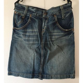 リーバイス(Levi's)のデニムスカート(ひざ丈スカート)