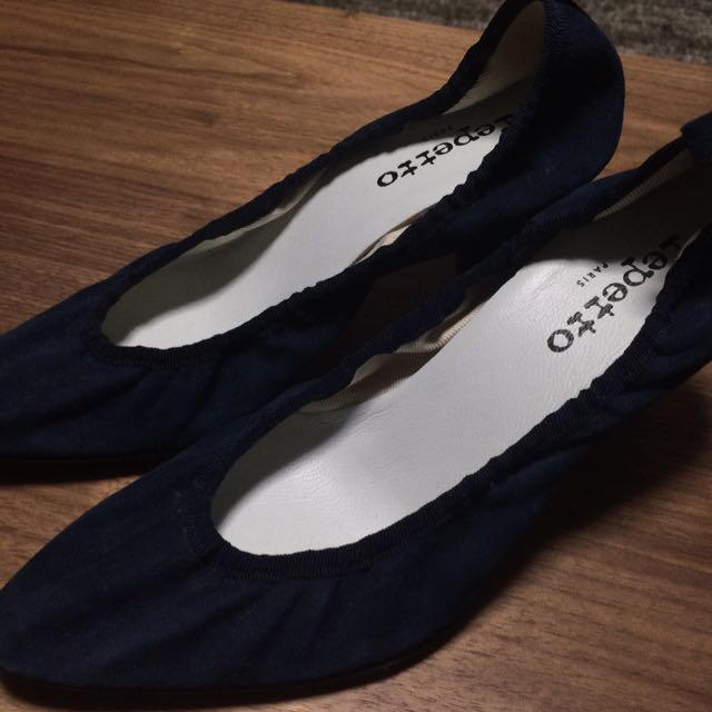 repetto(レペット)のレペットパンプス値下げ つむきーさん専用 レディースの靴/シューズ(ハイヒール/パンプス)の商品写真