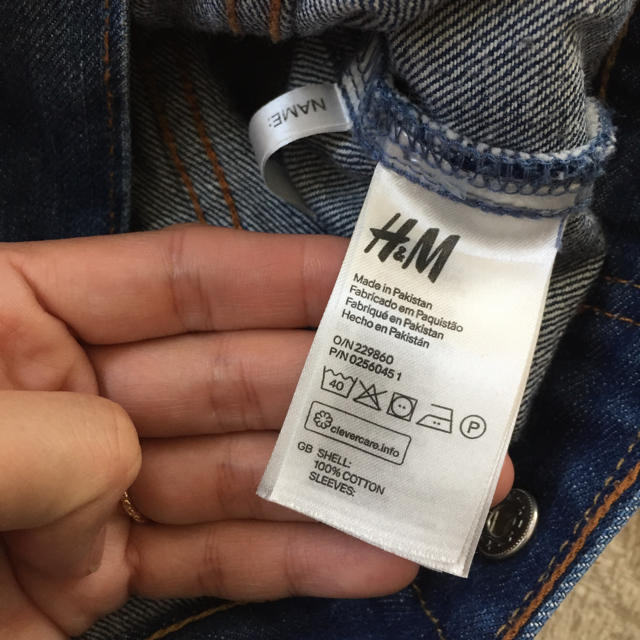 H&M(エイチアンドエム)のリンクコーデ デニムパーカ H&M 美品 子どものみ キッズ/ベビー/マタニティのキッズ服男の子用(90cm~)(ジャケット/上着)の商品写真