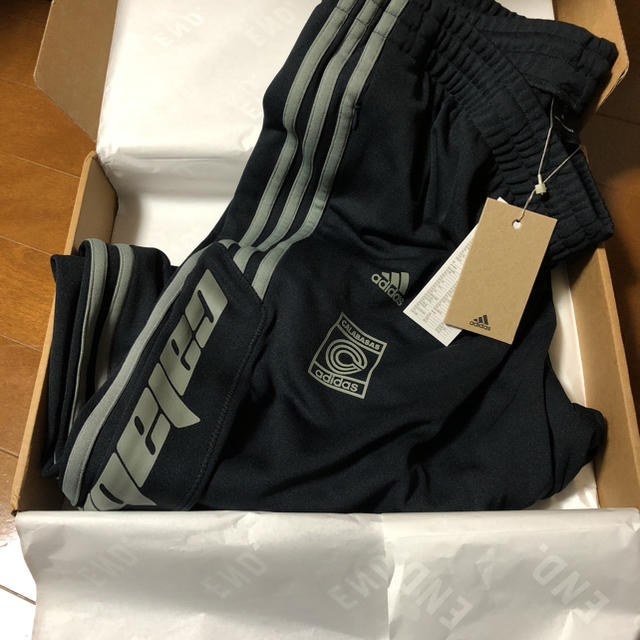 adidas(アディダス)のAdidas Yeezy Calabasas カラバサス  メンズのパンツ(その他)の商品写真