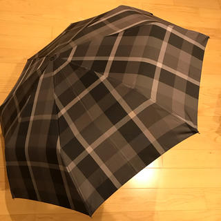 ブラックレーベルクレストブリッジ(BLACK LABEL CRESTBRIDGE)の[新品未使用タグ付]ブラックレーベル◼️56折り畳み傘◼️(傘)