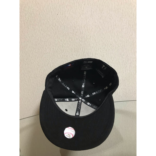 NEW ERA(ニューエラー)のニューエラ キャップ 黒×黒 メンズの帽子(キャップ)の商品写真