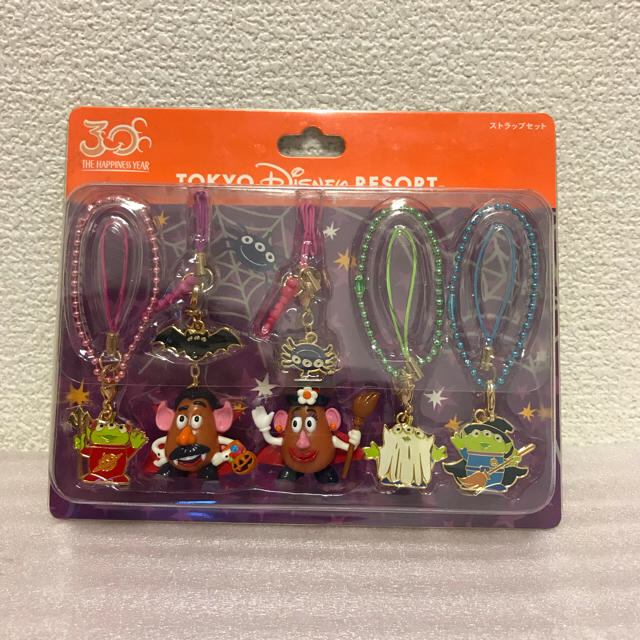 Disney(ディズニー)の【値下げ中】ハロウィンポテトヘッド ストラップセット スマホ/家電/カメラのスマホアクセサリー(ストラップ/イヤホンジャック)の商品写真