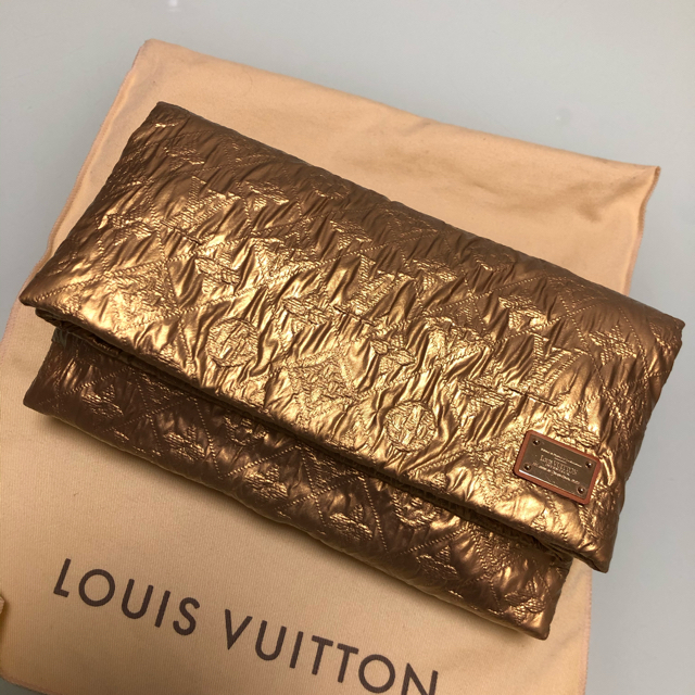 LOUIS VUITTON(ルイヴィトン)のルイヴィトン【ライムライト】クラッチバッグ レディースのバッグ(クラッチバッグ)の商品写真