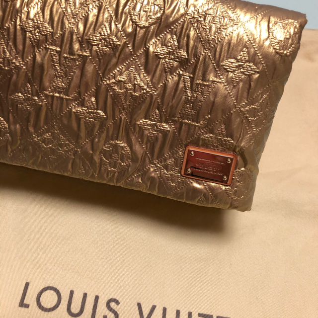 LOUIS VUITTON(ルイヴィトン)のルイヴィトン【ライムライト】クラッチバッグ レディースのバッグ(クラッチバッグ)の商品写真