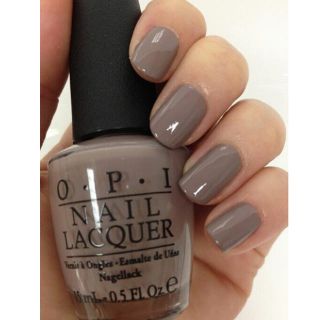 オーピーアイ(OPI)の〜10/26ayumi様お取置中♪OPI G13 NL ベルリンゼアダンザット(マニキュア)