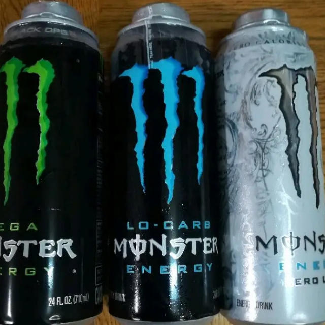 値下げ！海外版 Monster モンスター エナジードリンク 食品/飲料/酒の飲料(ソフトドリンク)の商品写真