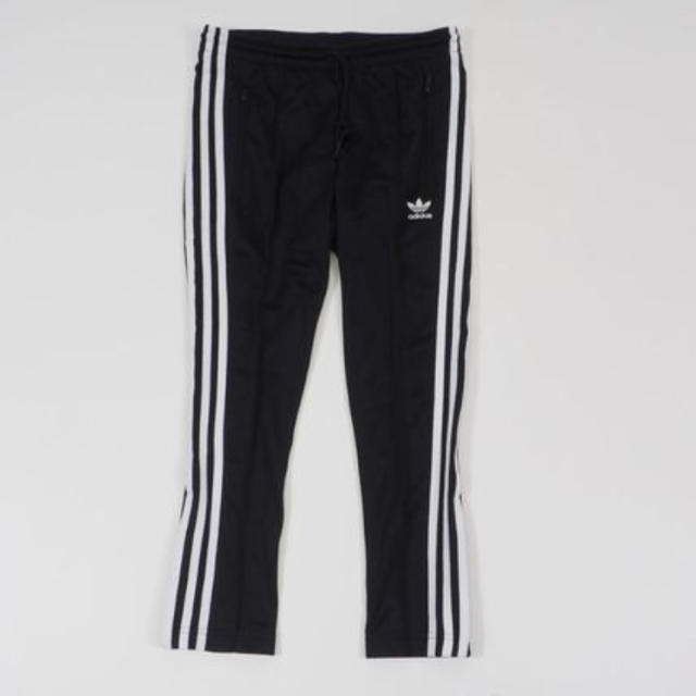 adidas(アディダス)のadidas origimals CIGARETTE TRACK PANTS  レディースのパンツ(その他)の商品写真