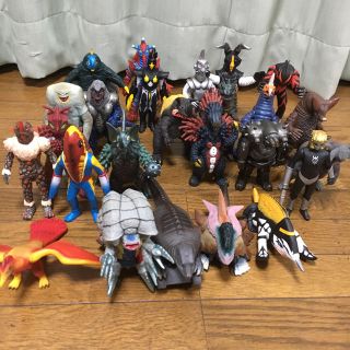 ウルトラ怪獣ソフビ 25体セット ウルトラマン 怪獣 特撮 ソフビ