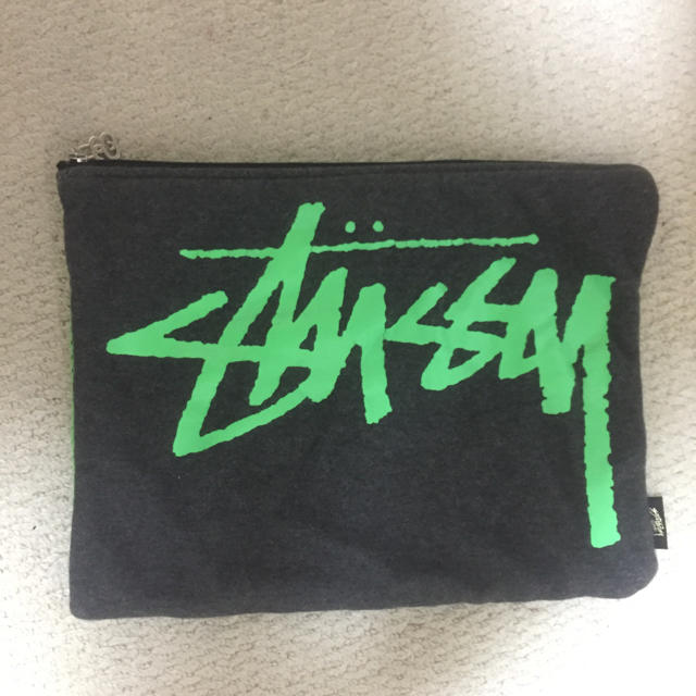 STUSSY(ステューシー)のコットンクラッチバッグ レディースのバッグ(クラッチバッグ)の商品写真