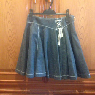 ロイスクレヨン(Lois CRAYON)のステッチグレースカート(ひざ丈スカート)