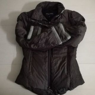 EMPORIO ARMANI(ダウンジャケット)のフリマアイテム一覧 EMPORIO ARMANI(ダウンジャケット)のフリマアイテム一覧