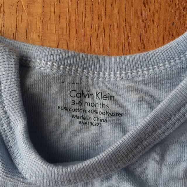 Calvin Klein(カルバンクライン)の未使用 カルバンクライン ロンパース キッズ/ベビー/マタニティのベビー服(~85cm)(ロンパース)の商品写真