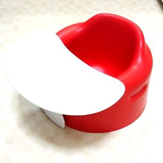 バンボ(Bumbo)のバンボ ベビー チェア イス レッド テーブル付き(その他)