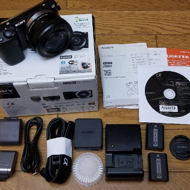 美品】SONY NEX-5Tズームレンズキット