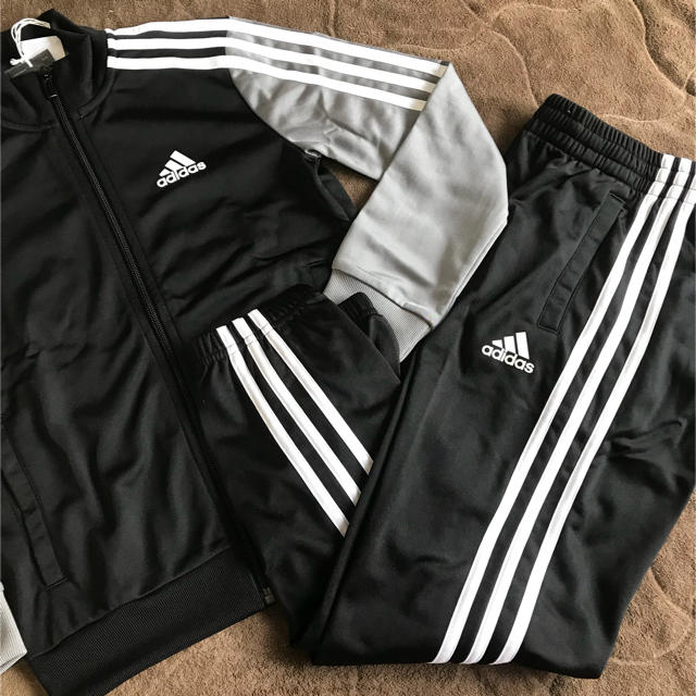 adidas(アディダス)の♡のぶ様♡専用〆 キッズ/ベビー/マタニティのキッズ服男の子用(90cm~)(その他)の商品写真