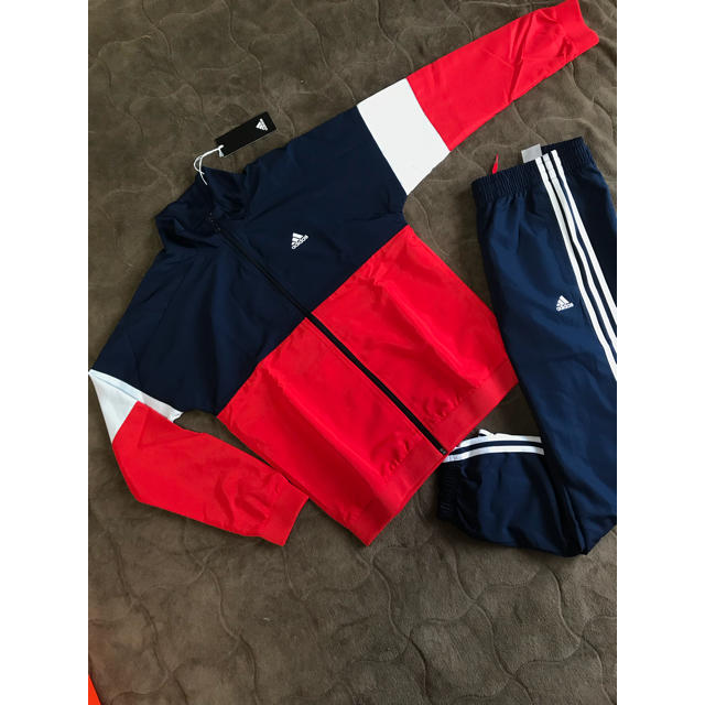 adidas(アディダス)のアディダス キッズ セットアップ ジャージ  150 キッズ/ベビー/マタニティのキッズ服男の子用(90cm~)(その他)の商品写真