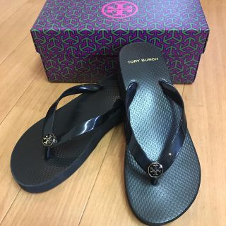 トリーバーチ(Tory Burch)の今週値下げ！トリーバーチ ヒールサンダル 7 黒 24本物(サンダル)