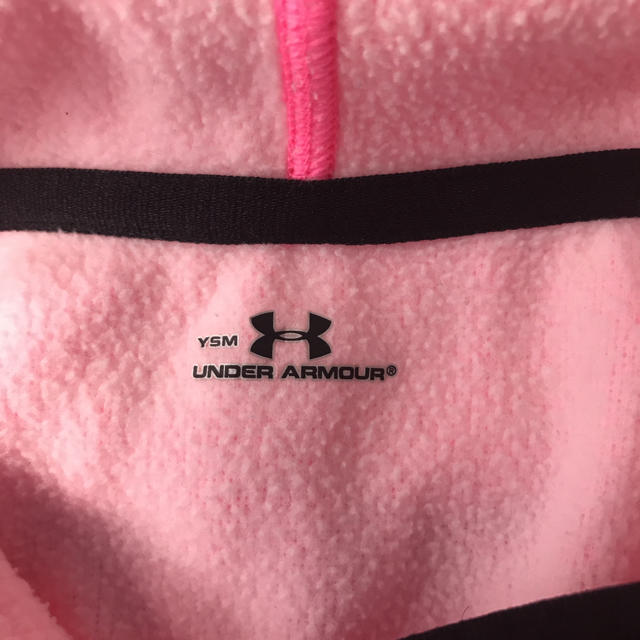 UNDER ARMOUR(アンダーアーマー)のhislove様専用です♪アンダーアーマー ピンク トレーナー キッズ/ベビー/マタニティのキッズ服女の子用(90cm~)(ジャケット/上着)の商品写真